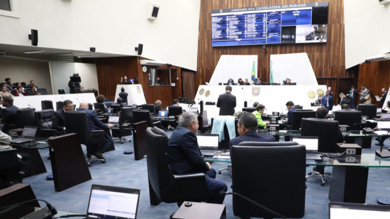 Paraná regulamenta descarte de colchões e combate à poluição sonora