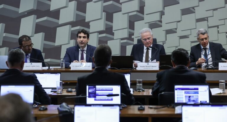 Galípolo destaca o papel do FGC na proteção de investidores