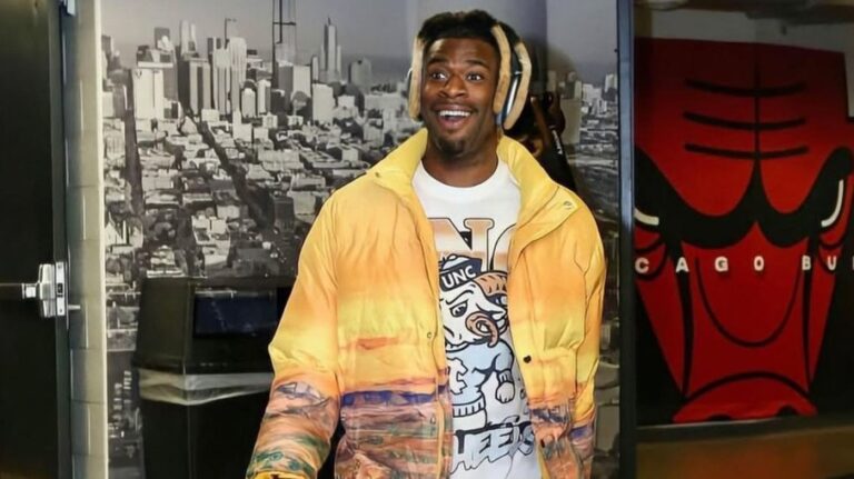 Reggie Bullock inaugura resort de luxo em ilha particular em Belize