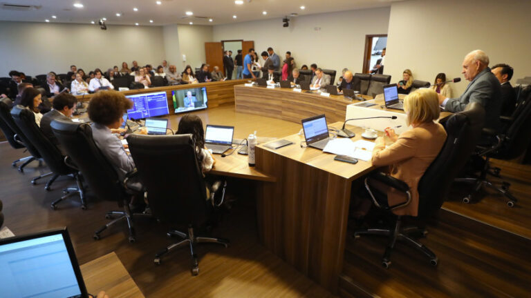 CCJ aprova ampliação de recursos do Fundo de Desenvolvimento Econômico