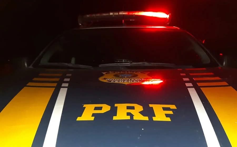 Colisão entre carro e caminhão resulta em fatalidade em Ortigueira