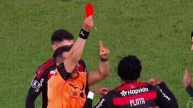 Expulsão polêmica de Plata gera críticas de jornalistas