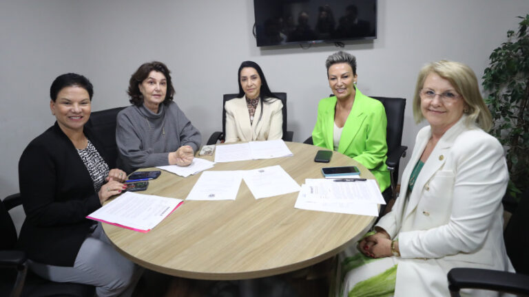 Aprovação da ampliação de exame genético para câncer de mama no Paraná