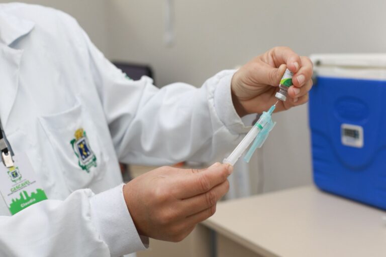 Cascavel enfrenta falta de vacinas contra Covid-19 para crianças