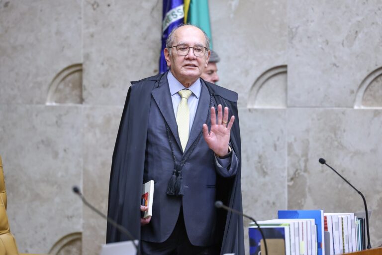 Decisão de Gilmar Mendes sobre impeachment de ministros gera polêmica