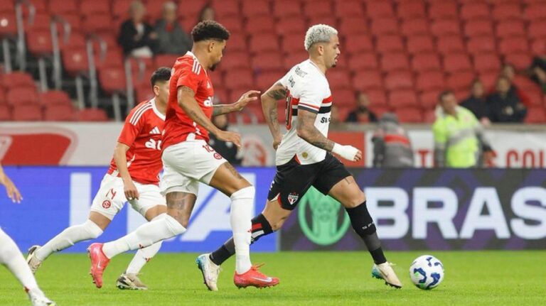 São Paulo enfrenta Internacional em busca de recuperação no Brasileirão