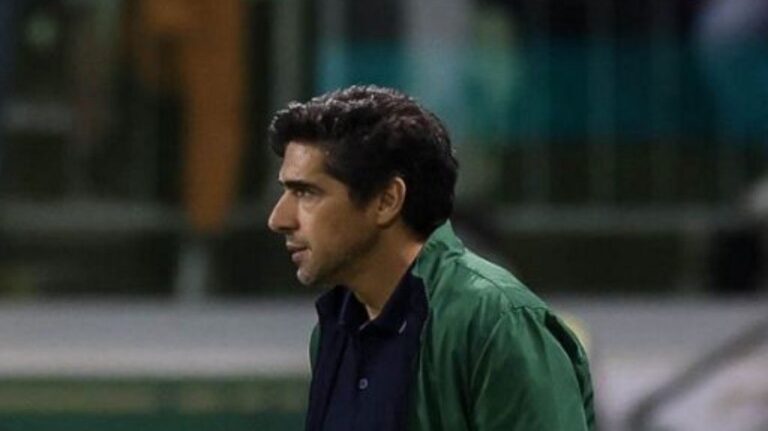 Abel Ferreira critica convocação de jogadores e rebate Ancelotti