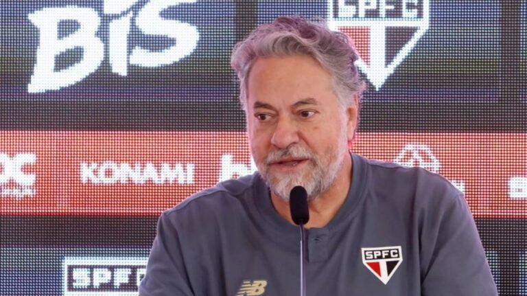 Casares reafirma mandato e discute crise do São Paulo após goleada
