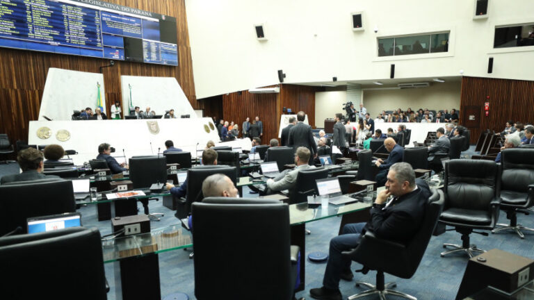 Projeto de lei permite acesso a crédito para empresas e cooperativas paranaenses