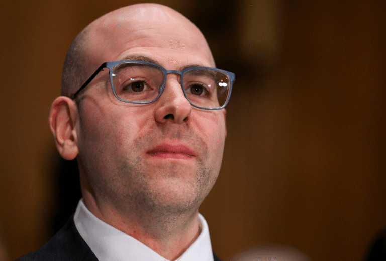 Corte de juros: diretor do Fed votaria a favor de 0,25 ponto