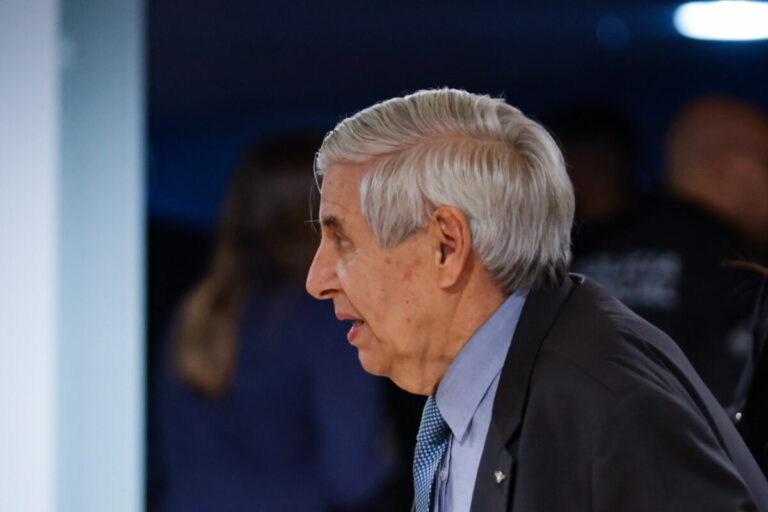 General Heleno reconhece doenças, mas não menciona Alzheimer em audiência