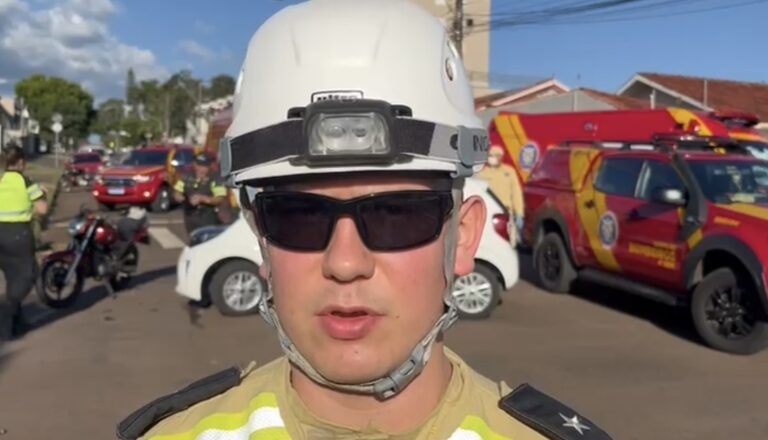 Atendimento a acidente entre carro e motocicleta é comentado por tenente do Corpo de Bombeiros