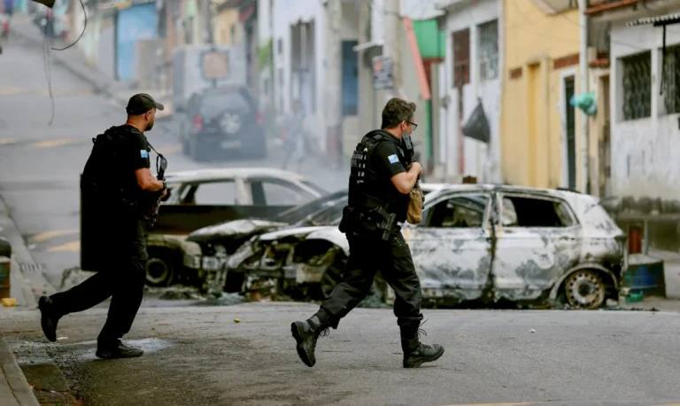 Apoio à GLO no Rio e enquadramento de facções como terroristas