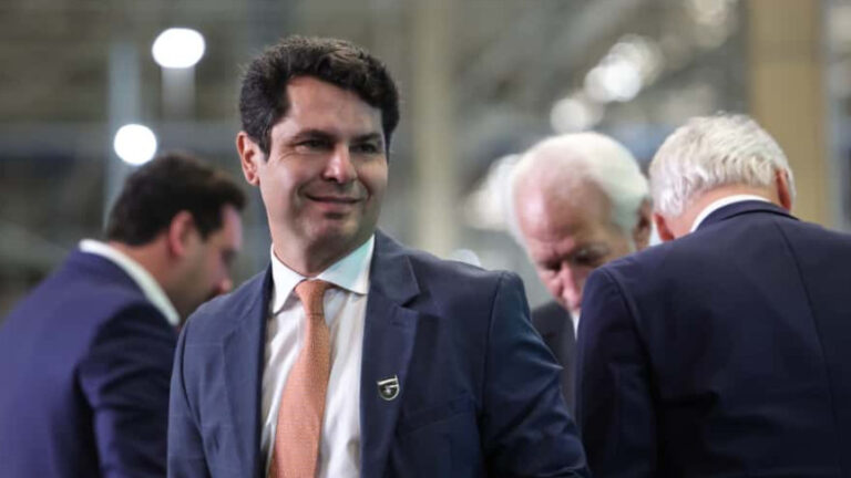 Parceria entre Renault e Geely reforça indústria automotiva no Paraná