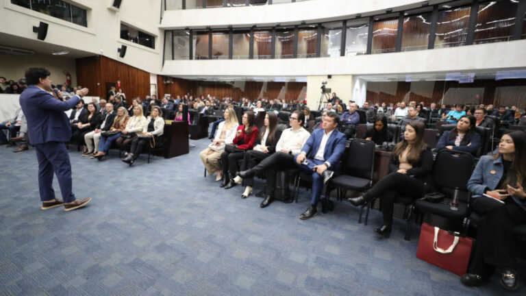 Palestra sobre Reforma Tributária é promovida pela Assembleia Legislativa do Paraná