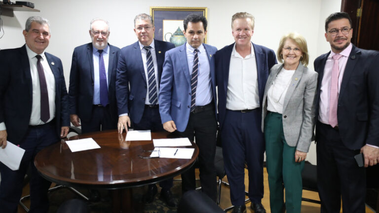 Comissão de Saúde Pública aprova três projetos de lei