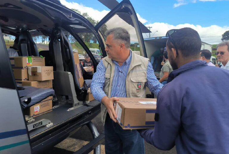 Governo do Paraná envia insumos hospitalares para cidade afetada