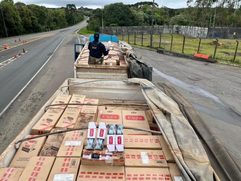PRF apreende 600 mil maços de cigarros na BR-277