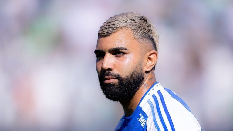 Gabigol não aproveita chance como titular e decepciona no empate