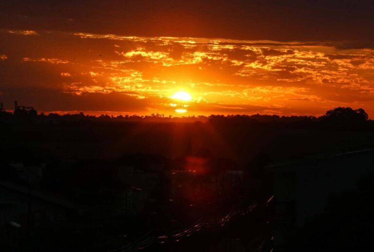 Calor extremo no Paraná: máximas podem chegar a 38°C