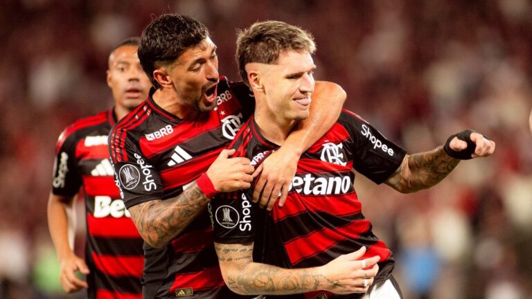 Flamengo vence Estudiantes na Libertadores com gol relâmpago