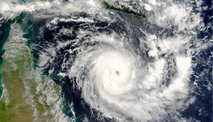 Ciclone no Brasil: chuva intensa e ventos acima de 100 km/h