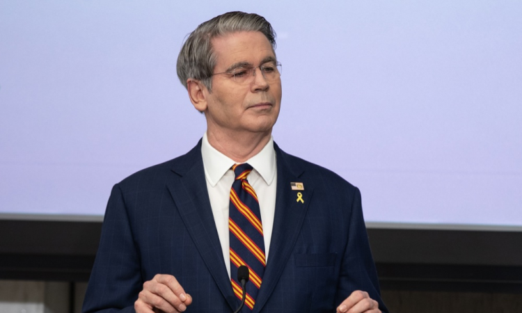 EUA planejam cortes em tarifas e impostos para reduzir custo de vida em 2026