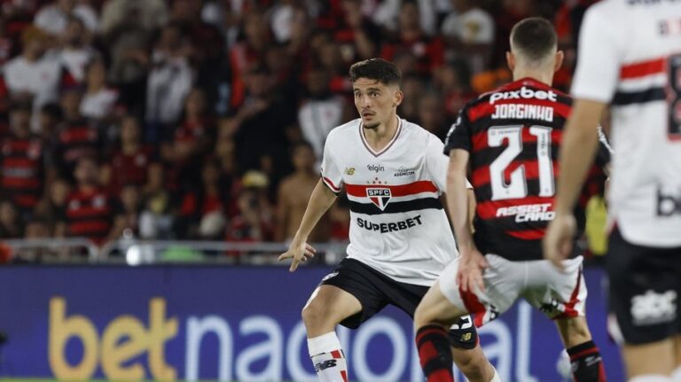 São Paulo e Flamengo se enfrentam hoje; confira onde assistir
