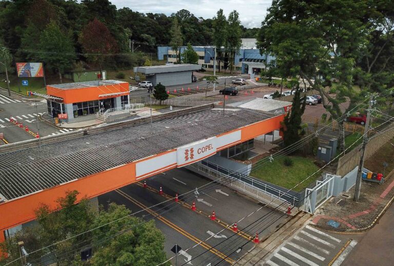 Falta de luz em Curitiba afeta mais de 600 consumidores