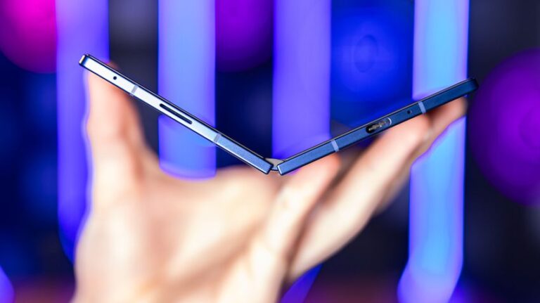 Samsung apresenta novo dobrável com bateria maior e carregamento mais rápido