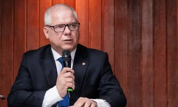 Operação Sem Desconto: PF apreende bens na investigação de fraudes no INSS