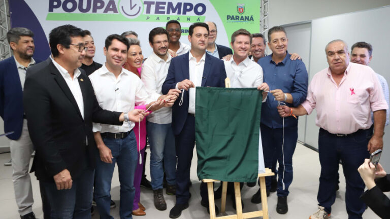 Inauguração do Poupatempo em Londrina é celebrada por Cobra Repórter