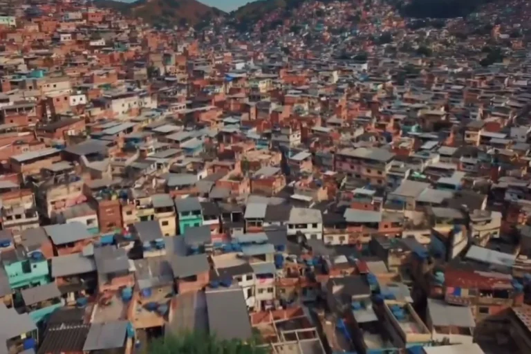 Aprovação da operação policial no Alemão e na Penha