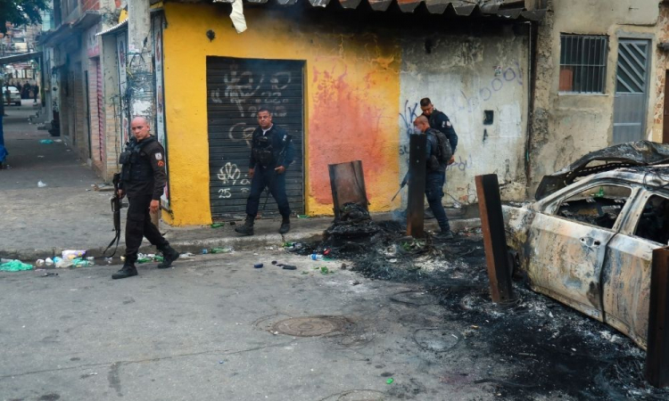 Comando Vermelho planeja vigilância policial com drones