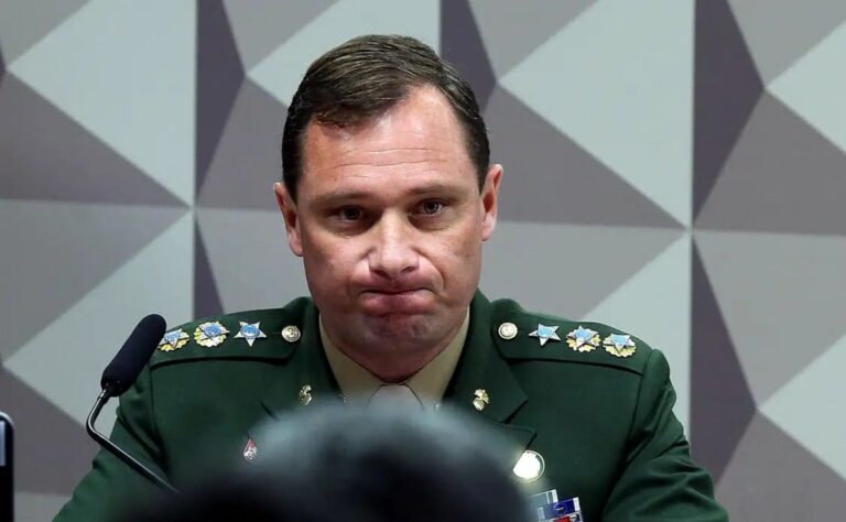 Moraes rejeita pedido de defesa de Mauro Cid sobre tornozeleira