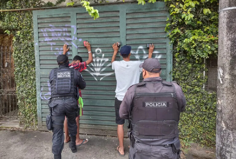 Nervosismo pode justificar abordagem policial