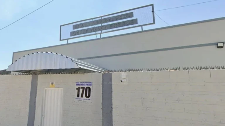 Pai invade escola após agressão ao filho na Bahia