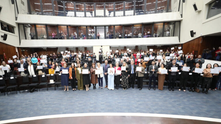 Assembleia Legislativa homenageia 50 anos do Coren-PR