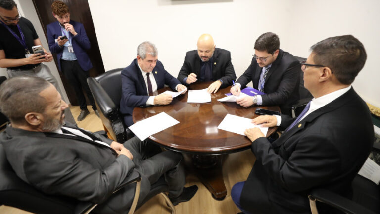 Projeto de lei garante 50% de desconto em corridas para atletas com deficiência no Paraná