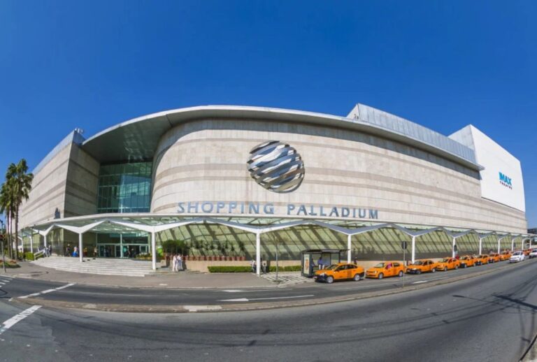 Shopping Palladium oferece mais de 110 oportunidades de trabalho em Curitiba