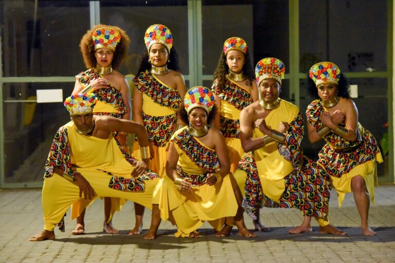 Grupo Raízes de Baobá promove arte e ancestralidade em Cascavel