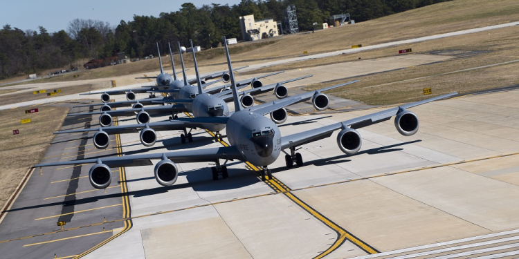 Pacote suspeito causa hospitalização de sete pessoas em base militar dos EUA