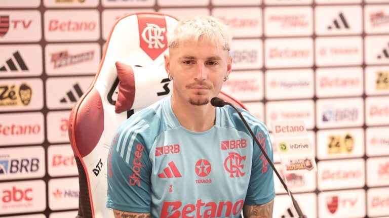 Varela prefere LDU na final da Libertadores