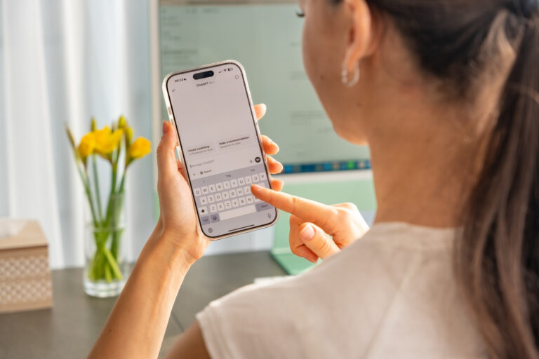 OpenAI resolve questão do uso excessivo de travessões no ChatGPT