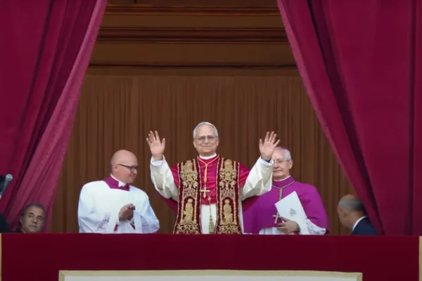 Reviravolta no Vaticano: Robert Prevost Surpreende e Ascende ao Papado