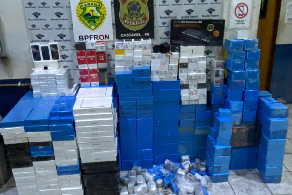 BPFron e PF apreendem carga milionária em Cascavel
