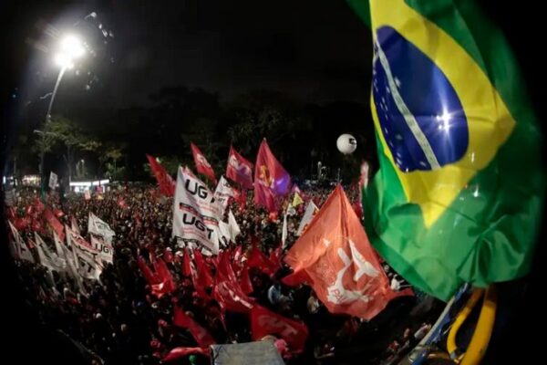 Fracassa mobilização da esquerda em São Paulo