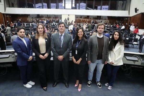 Parlamento Universitário escolhe o presidente de 2025