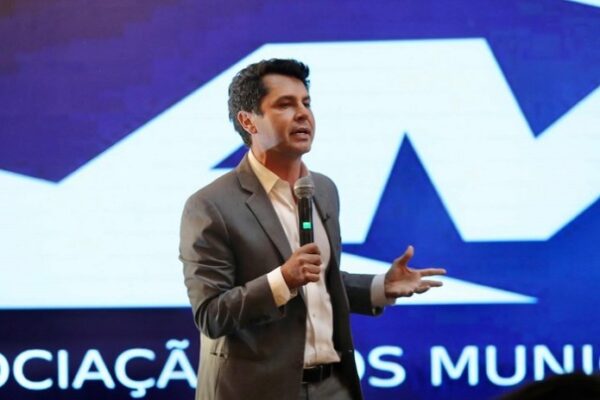 Alexandre Curi vai discutir os desafios futuros do Paraná, em Maringá