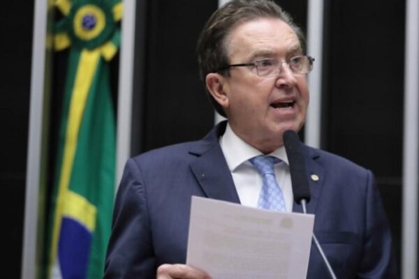 Luciano Ducci está procurando novo partido?